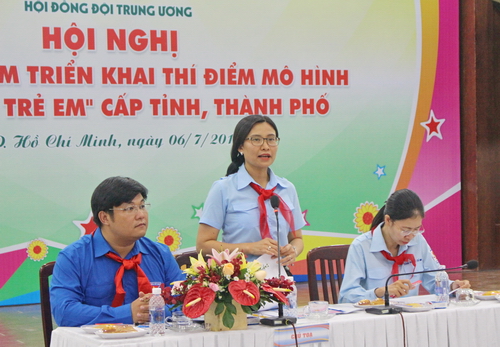 Đồng chí Nguyễn Phạm Duy Trang - Phó Chủ tịch thường trực Hội đồng Đội Trung ương phát biểu tại buổi sơ kết
